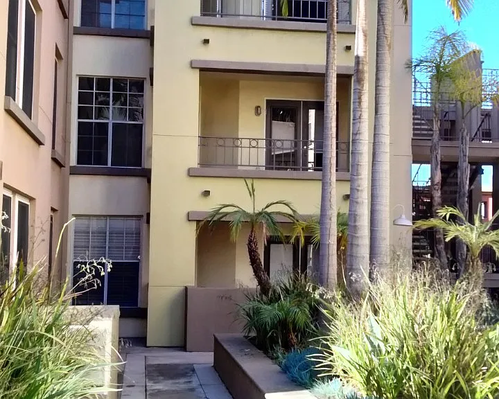 Top floor unit with one common wall...fantastic location in the complex!