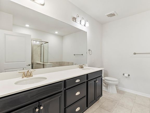 4th image of 651 N Watters Rd #7202