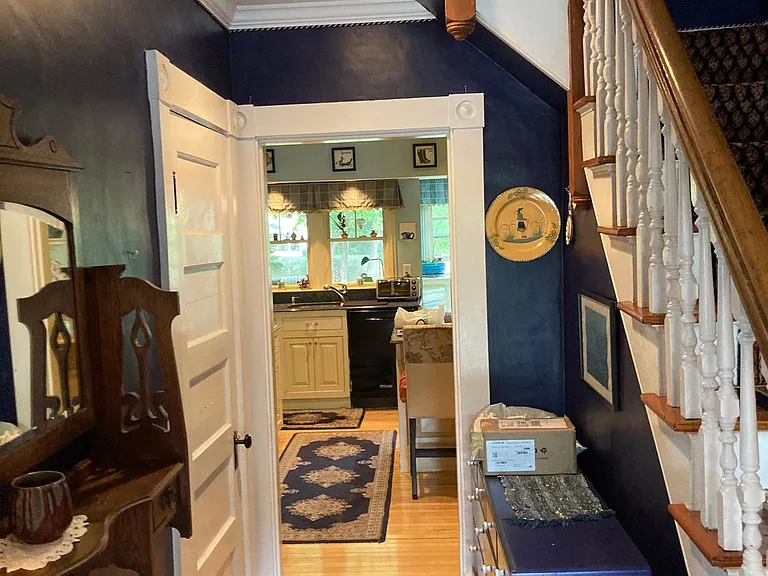 55 Everett St #1 — Photo 7