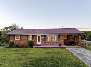 135 Walton Cir, Mosheim, TN 37818