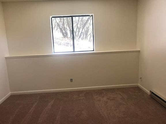 3rd image of 23592 Acacia Ct