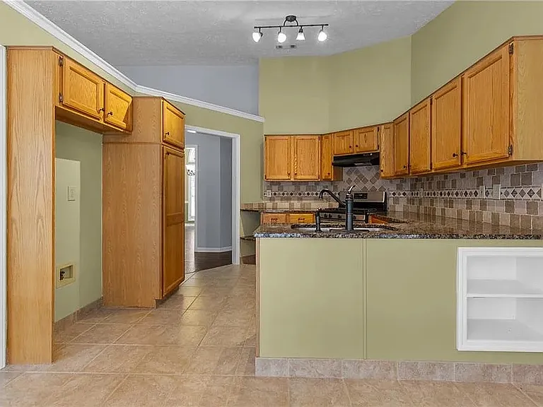760 Trellis Pond Ct #4 — Photo 13