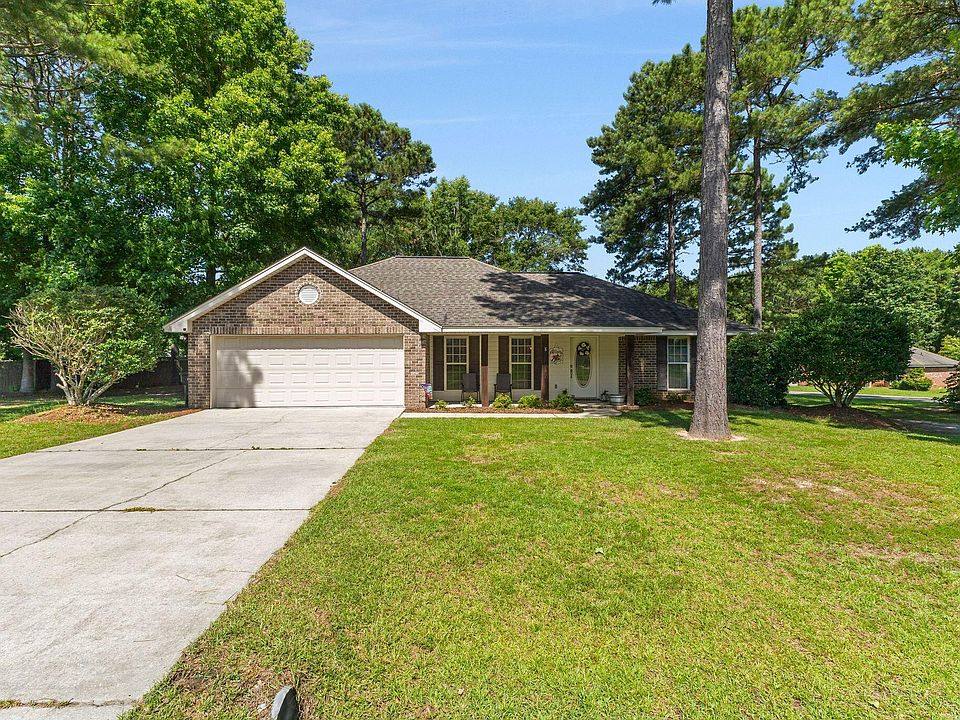 1st image of 8 Orange Orchard Dr