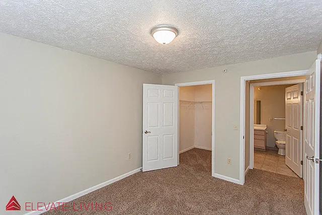 Parkview Apartments — Photo 23