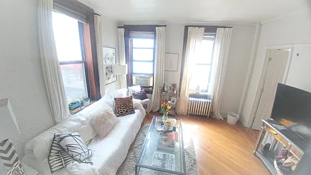 Rented by Downtown Mgt & Realty LLC