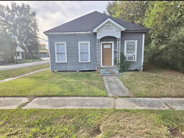 4190 Sparks St, Beaumont, TX 77705