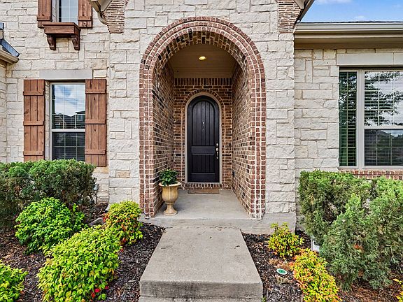 2nd image of 5821 Austin Waters Colony