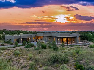 9 Primrose Cir, Santa Fe, NM 87506