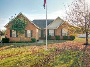2430 English Hill Dr, Murfreesboro, TN 37130