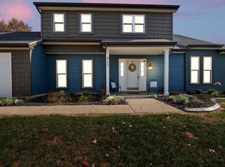 917 Abbey Place Blvd, Fort Wayne, IN 46804