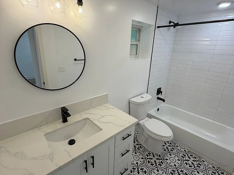 3523 Louisiana St — Photo 11