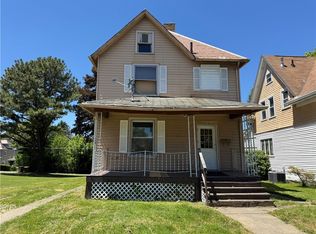 818 S Oakland Ave, Sharon, PA 16146