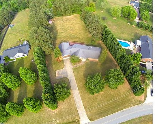 2nd image of 193 Sunfish Dr