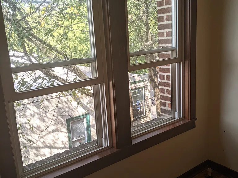 2733 Girard Ave S #303 — Photo 17