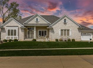 4804 Chestnut Ridge Rd NE, Cedar Rapids, IA 52411