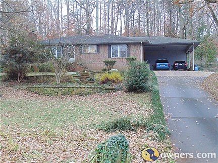 2nd image of 647 Lakeshore Dr