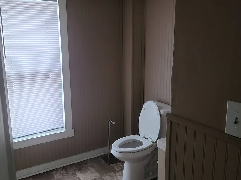 628 State St #2 — Photo 2
