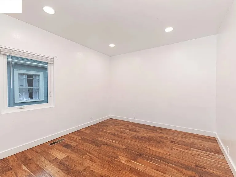 8039 Idlewood St — Photo 4
