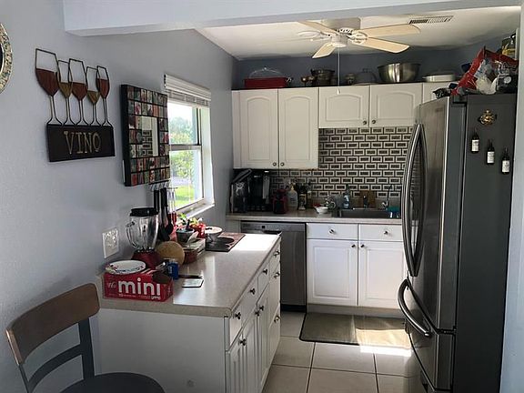 2nd image of 73 Waterford Cir #D