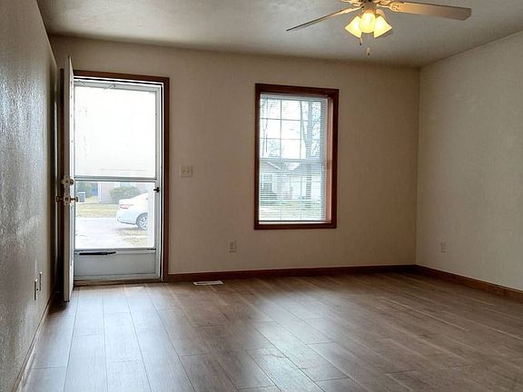 4th image of 1238 McPherson St