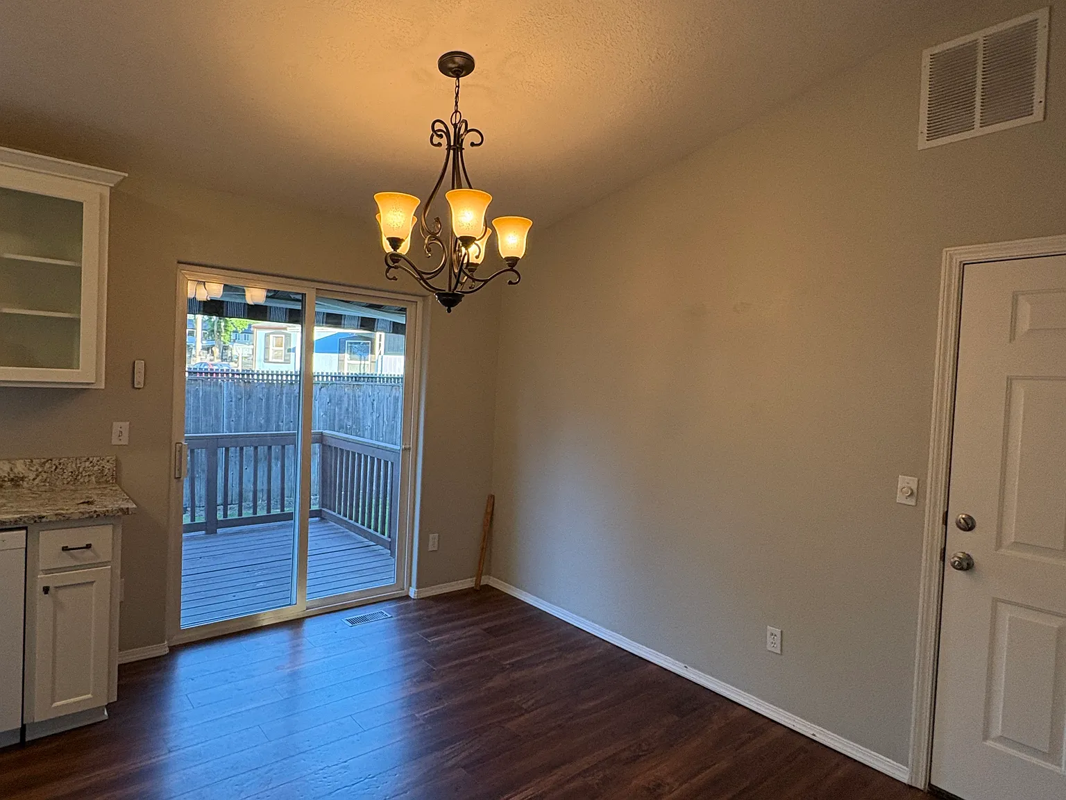 13716 SE Linden Ln — Photo 3