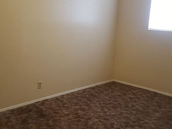 3rd image of 716 Brimhall Pl APT 4