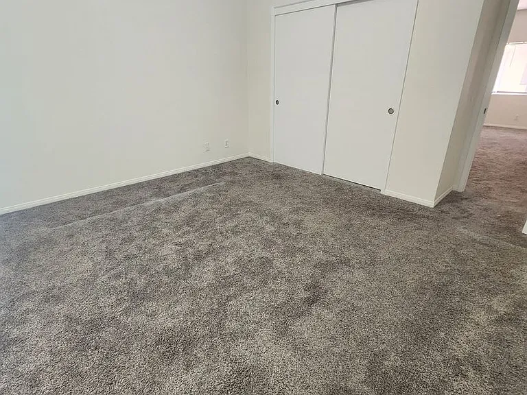 200 S 13th St #302 — Photo 8