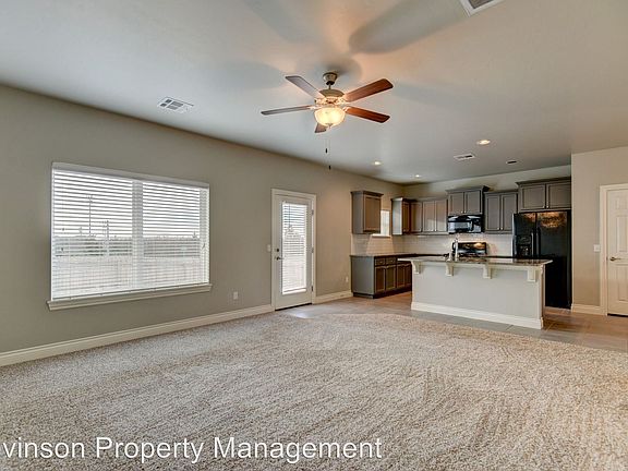 4th image of 17617 Hampton Park Dr #B