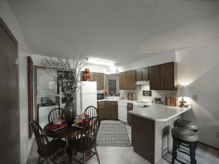 Gladiola Estates — Photo 9