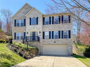 109 Great Rock Dr, Bethel Park, PA 15102