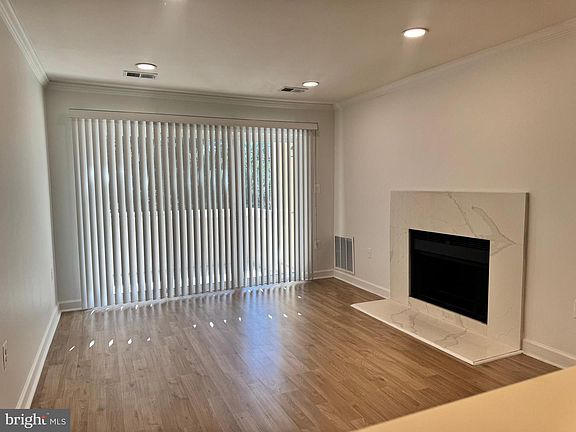 2nd image of 13104 Wonderland Way #191