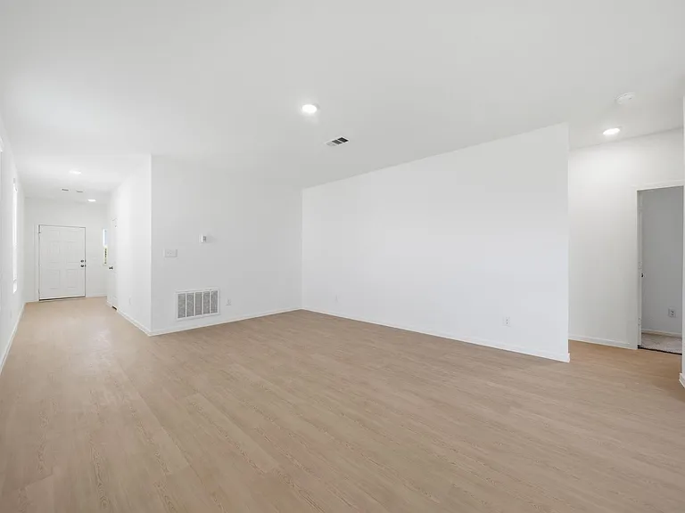 833 High Mesa Ln — Photo 4