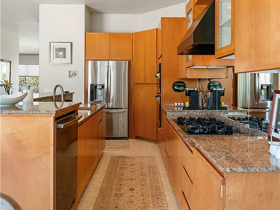 5th image of 44475 Grand Canyon Ln