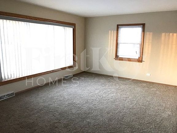 2nd image of 701 E 162nd Pl