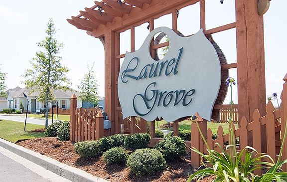 2nd image of 104 Laurel Grove Blvd
