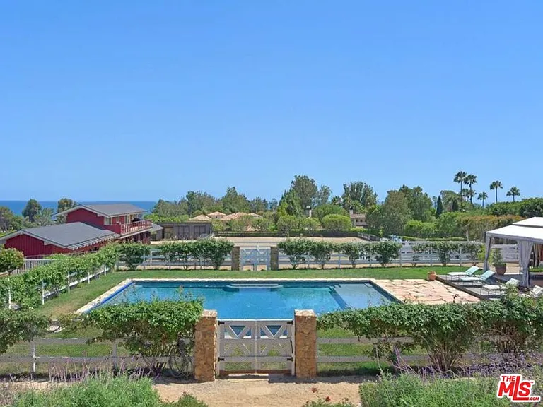 27545 Pacific Coast Hwy #B — Photo 3