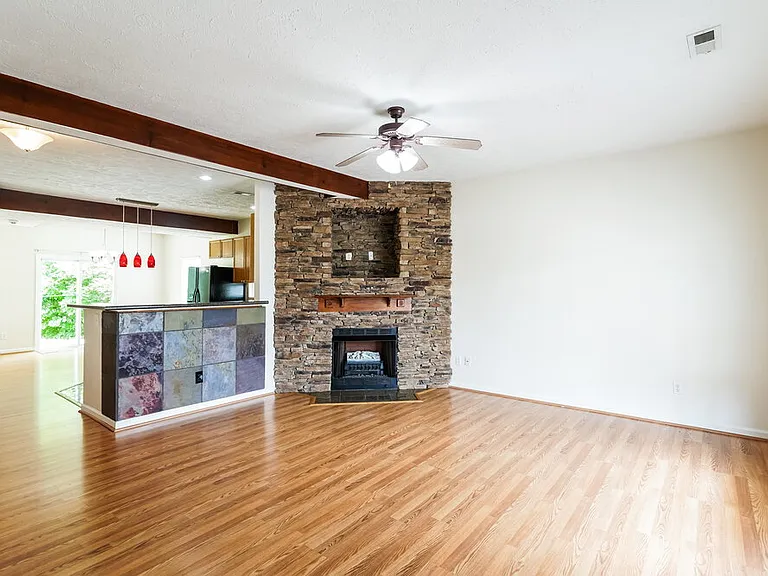 7212 Legacy Dr — Photo 6
