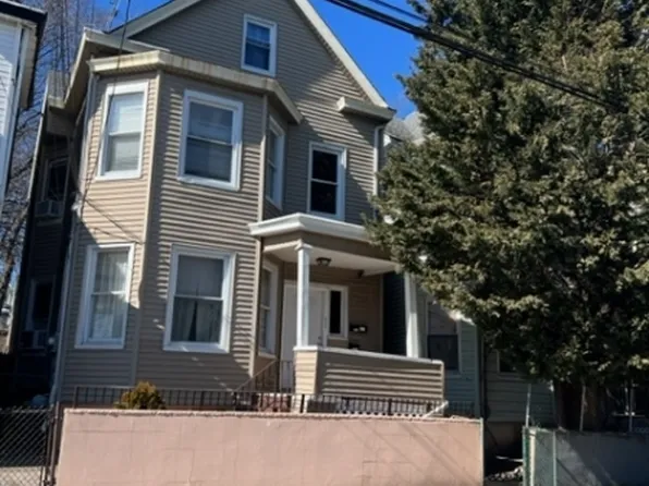 205 N 4Th St, Paterson City, NJ 07522