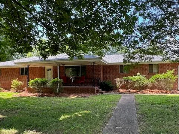 120 Morningside Dr, Soddy Daisy, TN 37379
