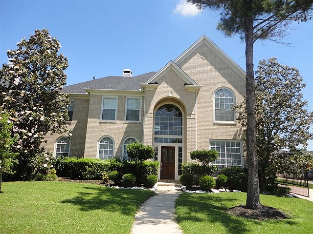 1st image of 3415 Woodbine Pl