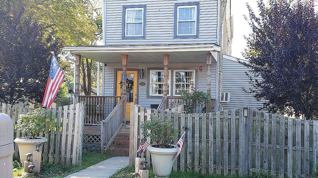 216 Washington St, Fieldsboro, NJ 08505 Zillow