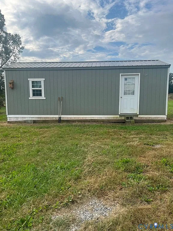 1 bed, 1.0 bath, $800 — Photo 1