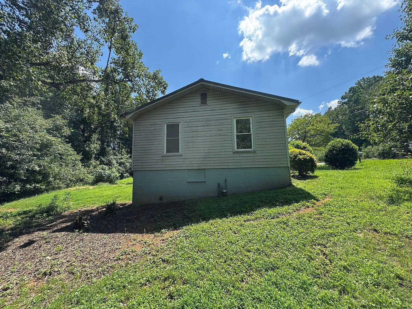 3/1 House in Shelby, NC — Photo 4