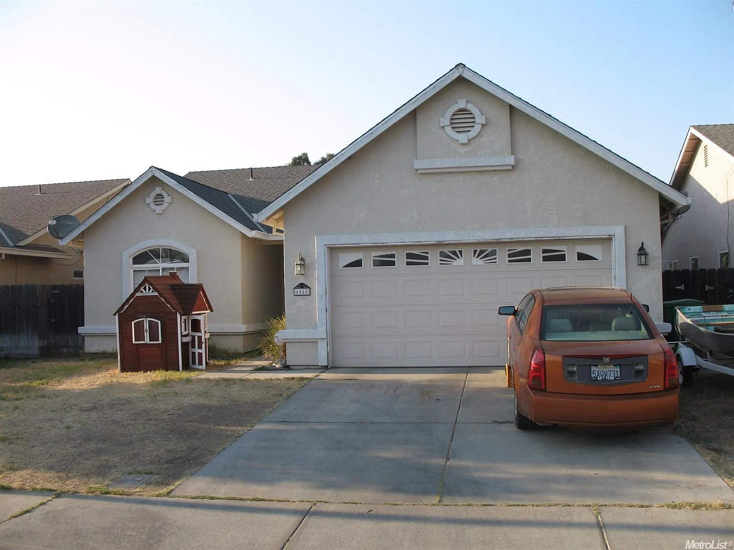 6568 Nicholas Dr photo 1
