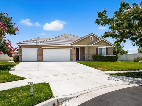 1909 Crystal Cove Ct, Redlands, CA 92374