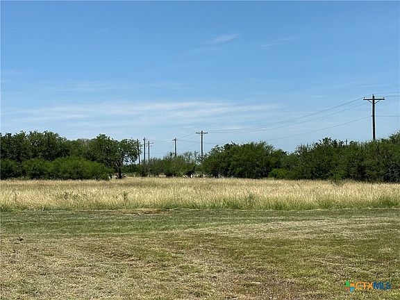 5th image of 144 Iron Horse Ln