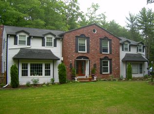 45 W Ridge Dr, Sharon, MA 02067