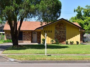 5122 Beechnut St, Houston, TX 77096