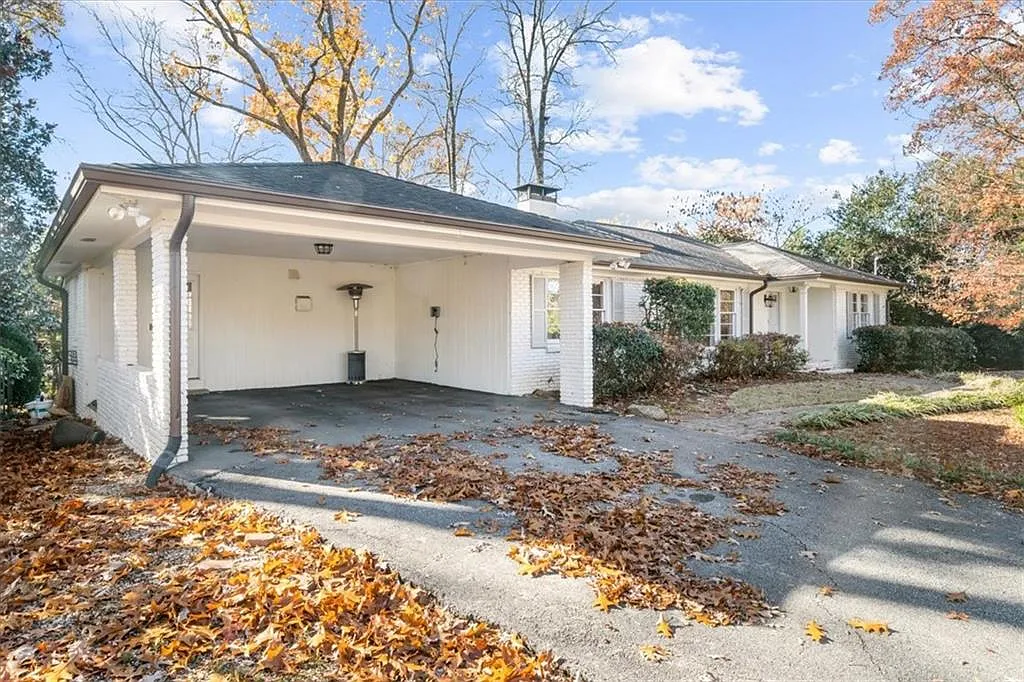 3 bed, 2.0 bath, 2200 sqft, $4,800 — Photo 4