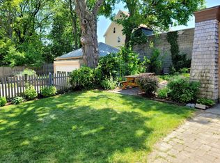 62 Court St, Newton, MA 02458